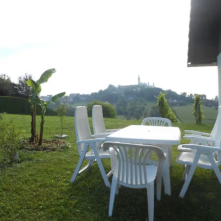 Ferienhaus Anna *